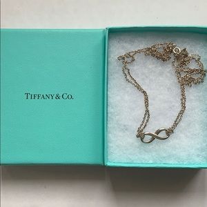 Tiffany infinity pendant necklace